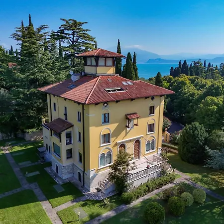 Callas - Lakeview Loft